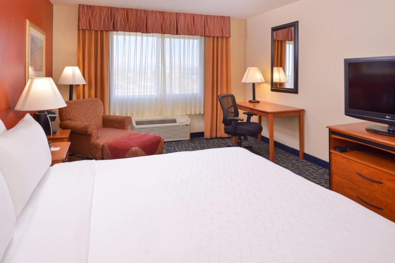 Holiday Inn Express & Suites Alamosa By Ihg Bagian luar foto