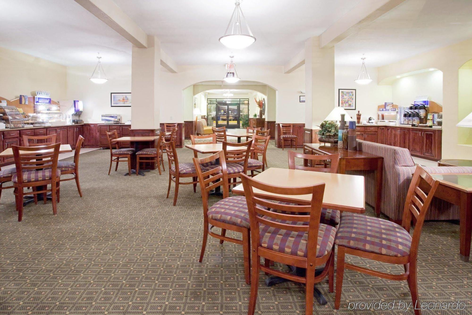 Holiday Inn Express & Suites Alamosa By Ihg Bagian luar foto