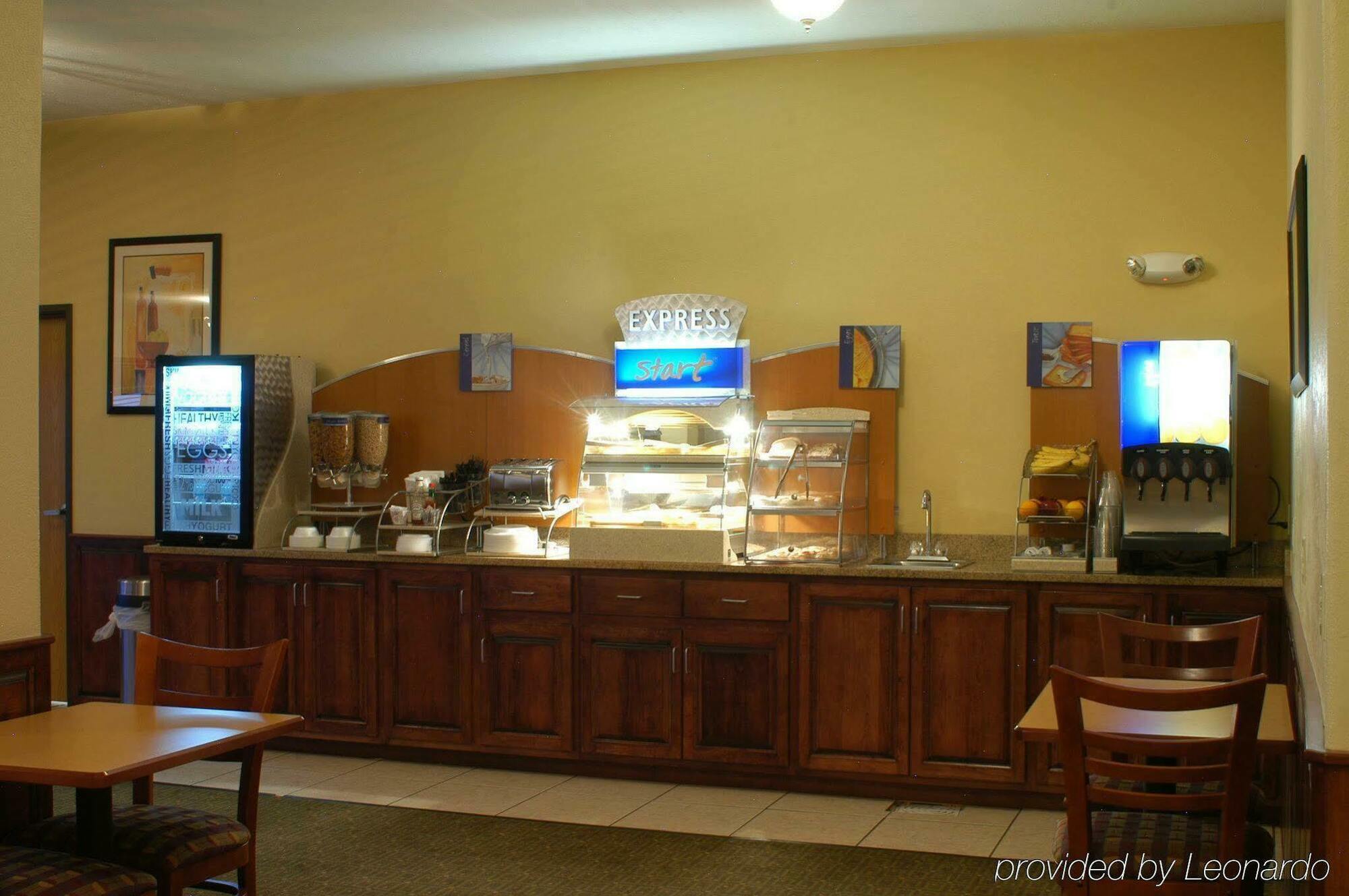 Holiday Inn Express & Suites Alamosa By Ihg Bagian luar foto