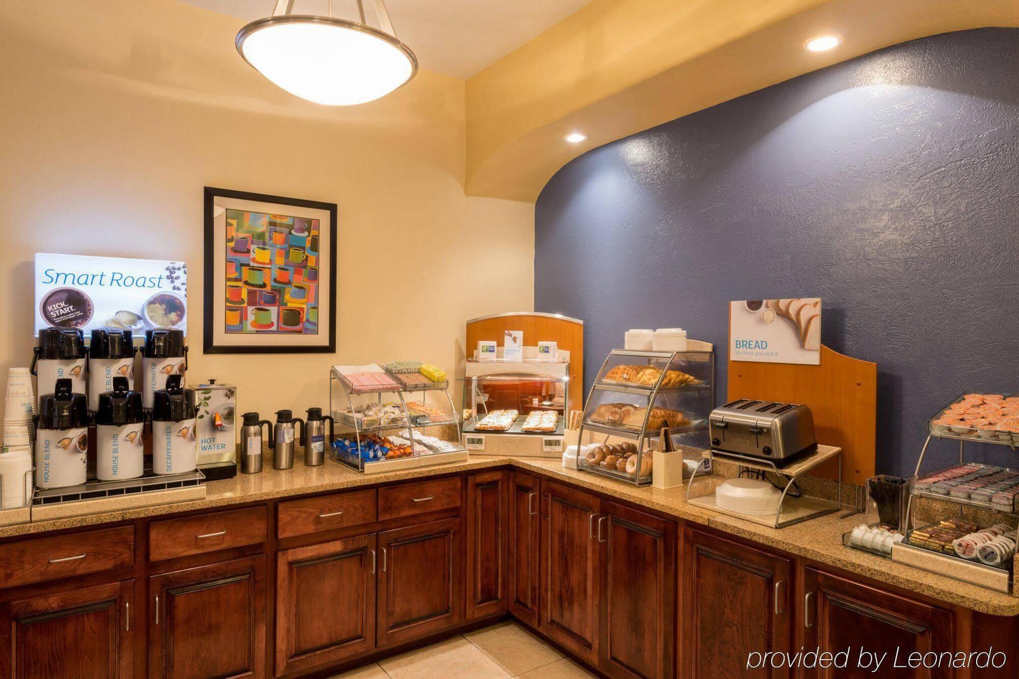 Holiday Inn Express & Suites Alamosa By Ihg Bagian luar foto