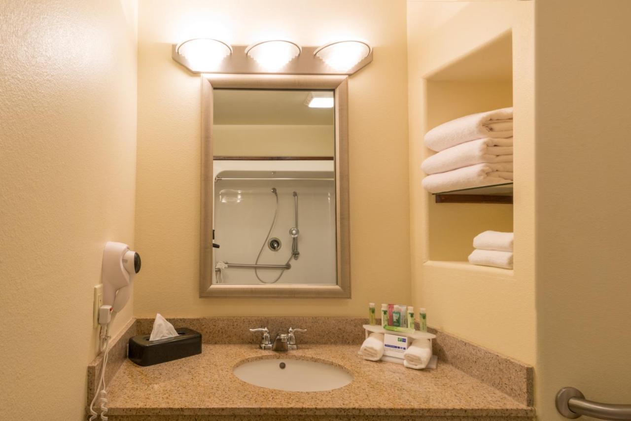 Holiday Inn Express & Suites Alamosa By Ihg Bagian luar foto